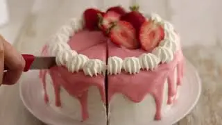 Video Background Stock Footage Free ( sweet oreo strawberry cake real shot video )