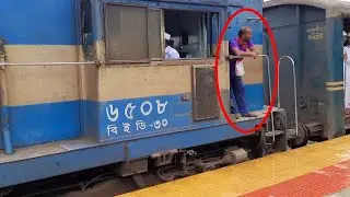 জীবনের ঝুঁকি নিয়ে ইঞ্জিনে | Engine at risk of life | Local train raid of Bangladesh Railway