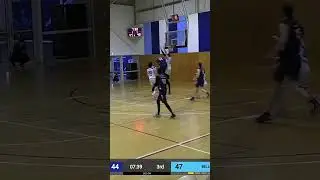 HOW DID HE GET THIS TO GO IN?! #basketball #bigv