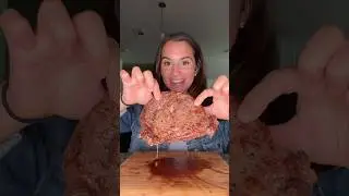 Ем стейк, обжаренный во фритюре 🤤🥩