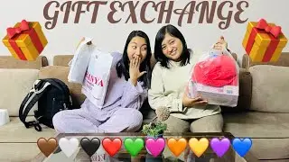 10 COLORS GIFT EXCHANGE BETWEEN SISTERS 🎁||4sistersCreation 👯&zwj;♀️||Ramailo Trend Hamle ni gariyo 😁😂