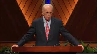 John MacArthur calls out Mark Driscoll as a Charismatic fraud / Recalls discussion with RC Sproul