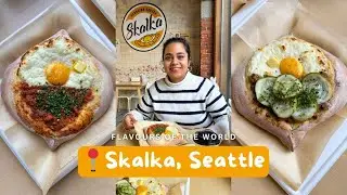 I tried the famous Georgian cheese bread that's taking Seattle by storm