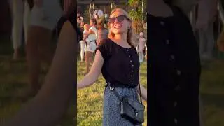 Cute Lady Dancing | Street Walk Europe #peopleandvlogs #streetstyle | CHILL WITH MI