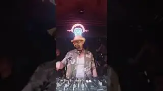 Tommy Libera set the dancefloor on fire at Affenk&auml;fik.Raw techno.#undergroundradar #tommyliberia