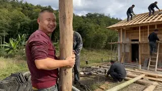 农村四哥自建房正式开工，首先开始搭杂物间，大伙看看这质量行不行？