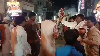 Aj mere bhai ki shadi hai..