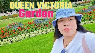 Walking Tour Queen Victoria Memorial Garden ! Green Park and Buckingham Palace London  