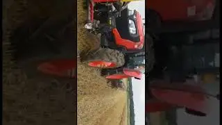 Kubota M4062 Zwischenfrucht einarbeiten(3)