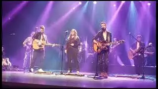 NIGDY SIĘ NIE DOWIESZ - UNIVERSE - cover w wykonaniu zespołu Three of Us.