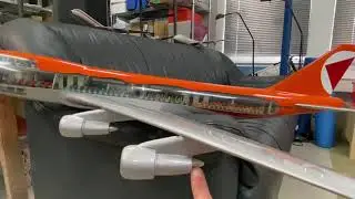 HUGE 1/72 CP Air Boeing 747 CUTAWAY MODEL CIRCA 1970s