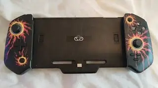 Mein Nintendo Pro Joy con grip f&uuml;r die normale und OLED Version nicht f&uuml;r Nintendo 2 ganz wichtig 