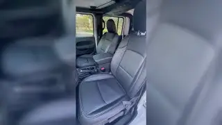 This 2024 Jeep Gladiator Interior is Straight 🔥 | Katzkin Leather Custom Install