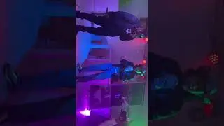 JonSolo x Ninjeezy performing (Kite Gang ) live at the wave show