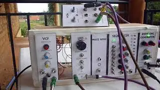 DIY modular analog synth build