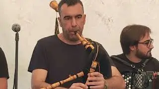 Grupo Maravallada na Festa do pan de millo e ovo de Tenorio, Pontevedra