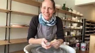 How to Thrown a Wide Rim Platter on the Potters Wheel