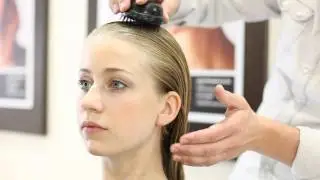 Electric Hydrate Conditioner for dry, highlighted or stressed-looking hair, step by step