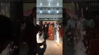 bridal entry ☺❣#like #shorts #shaziyamuneebfamily #subscribe #bridalentry #bride #couples #lovely