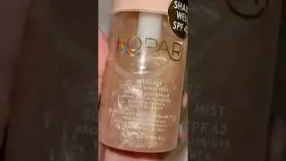 This @Koparibeauty Sunscreen is shimmery and beautiful. #kopari #sunscreen #spf #shimmer #glow