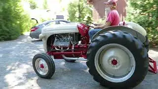 1952 FORD 8N Flathead V8