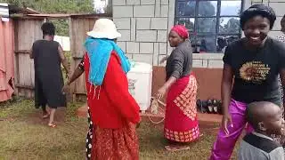 Our 107 yr old grandma dancing//family fun//@viollahsdiary