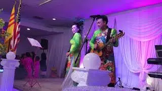 Chí Tài năm anh hai mươi.. bà xã