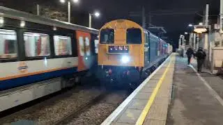 BR Class 20s on 6J08 through Upper Holloway 21:08 23rd Jan 2026