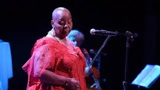 Virgínia Rodrigues em MAMA KALUNGA (Tiganá Santana)