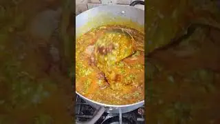 Make Okro soup with me #food #nigerianfood #foodie #africanfood #thequeenstreat