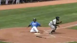 Akron&rsquo;s Naquin singles to tie game in ninth