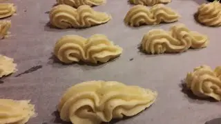 BISCOTTI AL BURRO MONTATI