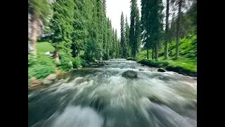 Drone's-eye View: Tangbula Scenic Area, Xinjiang, China&zwnj;。