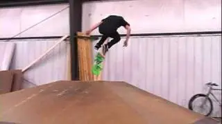 Brad Finley Bs 180 tre flip