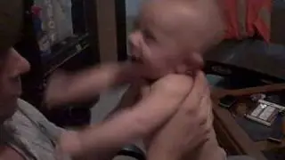 lobster magnet baby.wmv