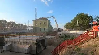Abriss des Bahnhofsgeb&auml;udes von M&uuml;llheim (Baden) [Zeitraffer|4k60]