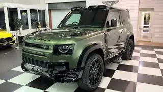 2025 (75) Land Rover Defender 90 X-Dynamic SE D250 Hard top 3.0 26MY WOOLSTONE GREEN