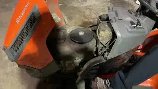 Husqvarna YTH 22V46