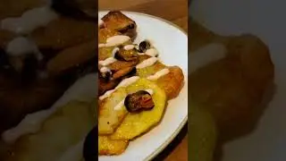 rico aperitivo patatas chip con mejillones y mayonesa de su propio jugo #shortvideo#shortsyoutube