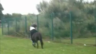 Bada-boume , le cul par terre, mdr.