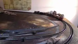 Workbench/Layout Mantua Metal HO Train