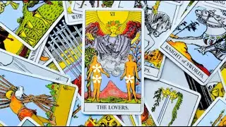 LIBRA! STRIKING WHILE THE IRON IS HOT!🌙 4-6 JULY 2025 WEEKEND TAROT