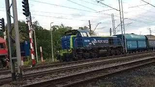 Przejazd Lokomotywy ST48-086 z18 wagonami przez Zabrze Makoszowy