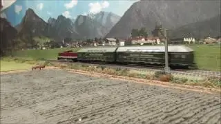 Deutsche Reichsbahn  DR   V100 mit Doppelstock einfach,  auf Harrys Kellerbahn