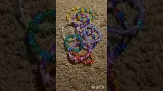 Crackle Glass Bead Bracelets 😍 #beads #bracelet #pretty