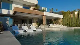 Brand new villa located in the exclusive gated community of La Quinta, with panoramic views!