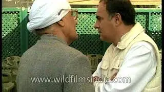 Late Prime Minister of India, Rajiv Gandhi interacts with people