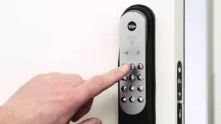 Steg 8. Installera Yale Doorman Classic: Programmera ditt lås