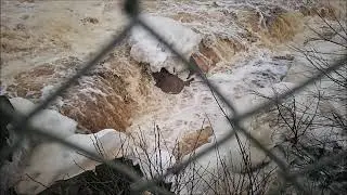 High water flows when the snow melts - in slow motion