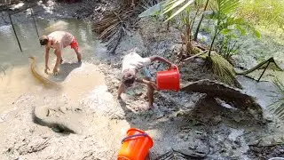 Best Unique Fishing 🐟 Traditional Canal Fishing in Village 🐟 Hand Fishing Video 